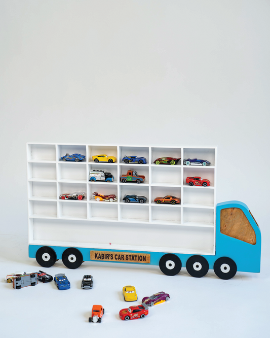 Monster Truck Garage (With Personalized Name) (Car Organizer) | Storage for cars | Wall hanging | Kids room Decor