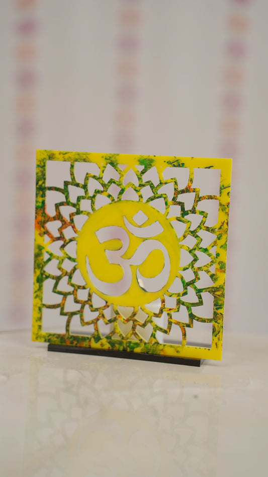 OM Acrylic Lantern - DIY